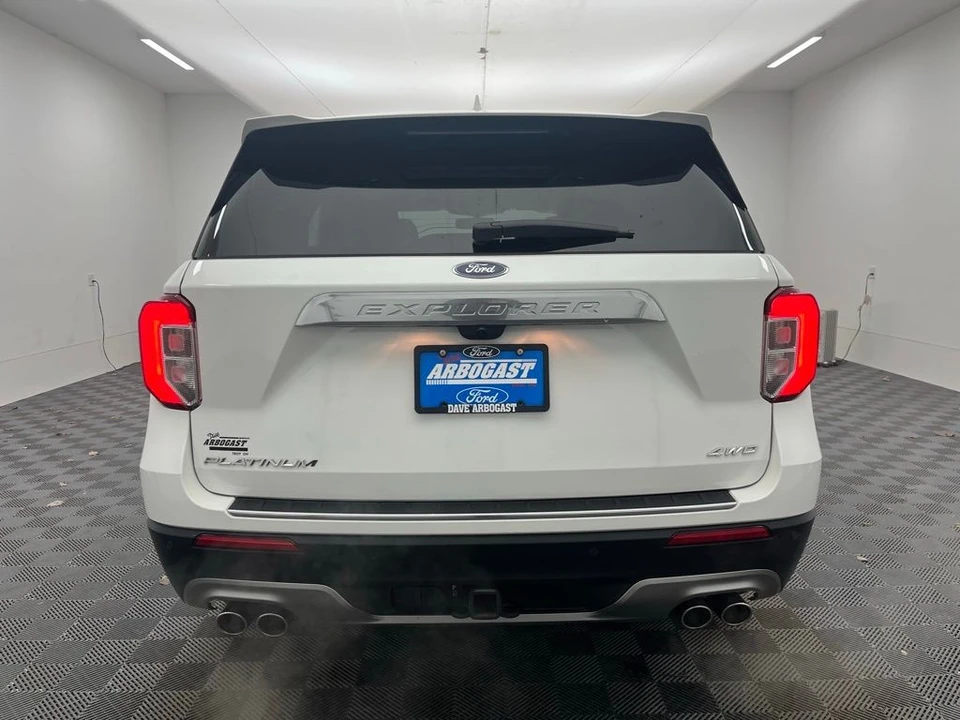 2022 Ford Explorer 6th Gen - Image 10 of 12