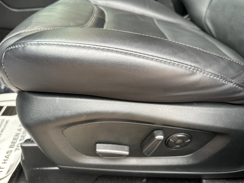 2022 Ford Explorer 6th Gen - Image 20 of 21