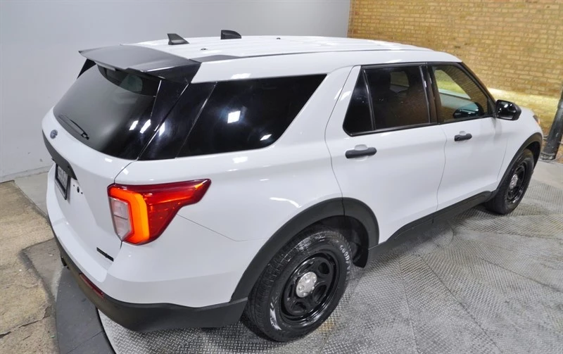 2022 Ford Explorer 6th Gen - Image 11 of 12
