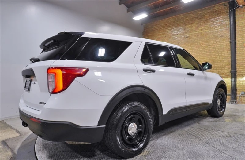 2022 Ford Explorer 6th Gen - Image 10 of 12