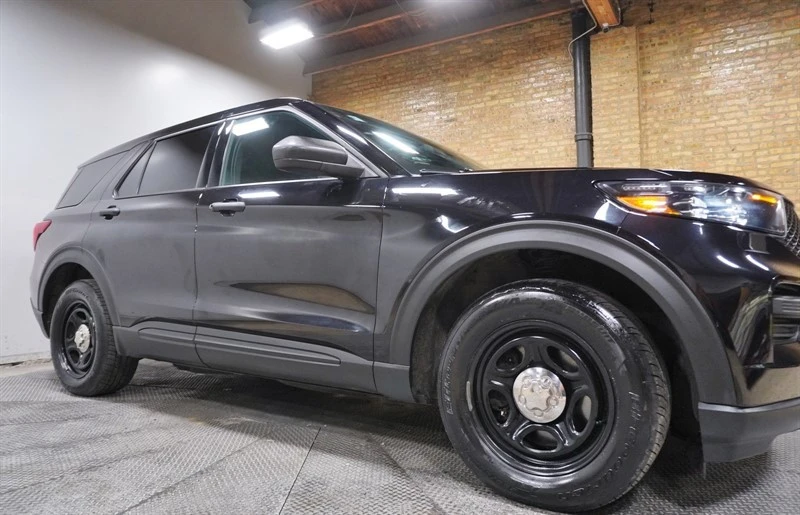 2022 Ford Explorer 6th Gen - Image 8 of 31