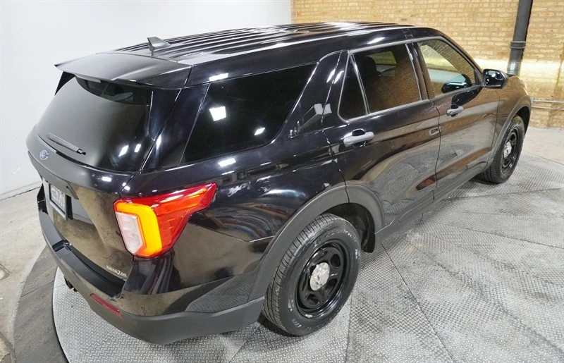 2022 Ford Explorer 6th Gen - Image 11 of 31