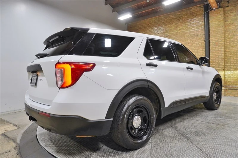 2022 Ford Explorer 6th Gen - Image 10 of 12