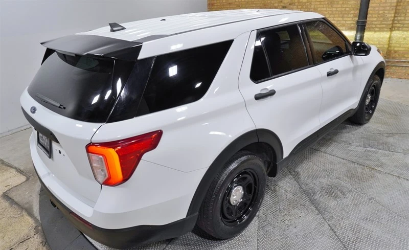 2022 Ford Explorer 6th Gen - Image 11 of 12