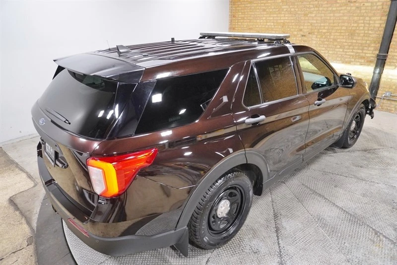 2022 Ford Explorer 6th Gen - Image 10 of 12