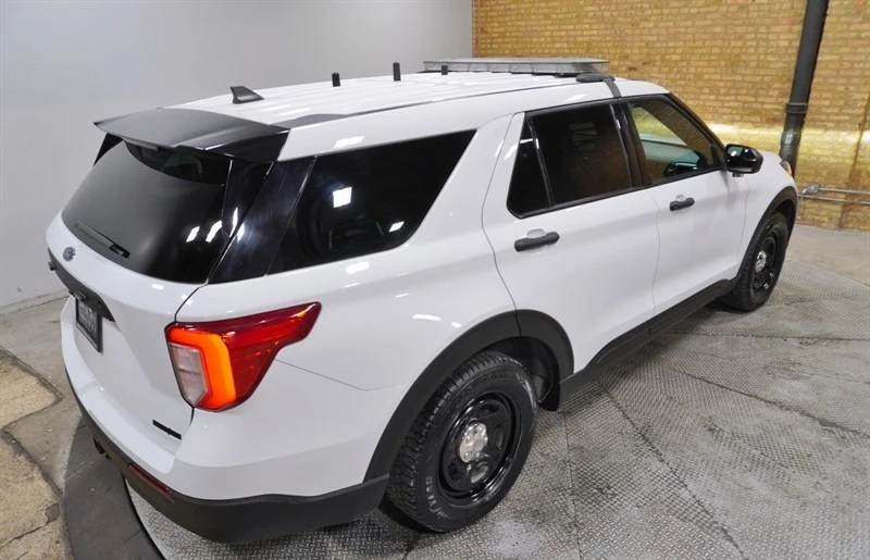 2022 Ford Explorer 6th Gen - Image 11 of 12