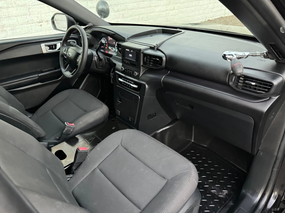 2022 Ford Explorer 6th Gen - Image 8 of 16
