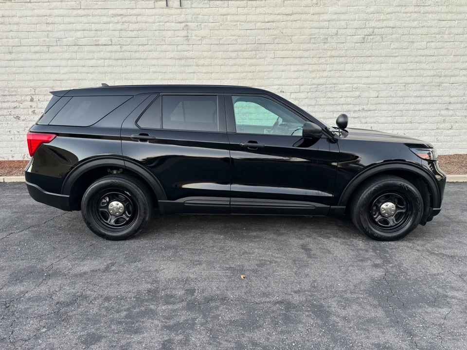 2022 Ford Explorer 6th Gen - Image 5 of 16