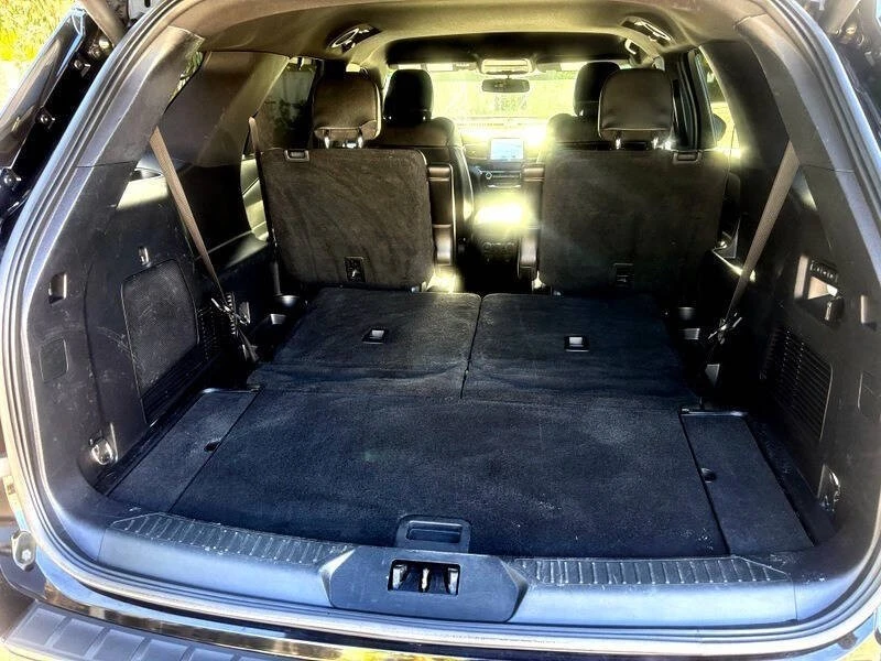 2022 Ford Explorer 6th Gen - Image 18 of 21