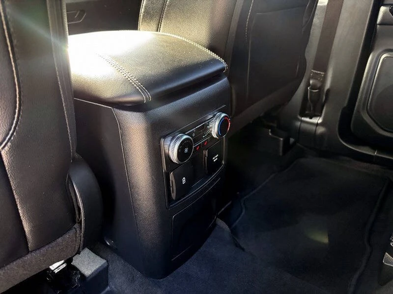 2022 Ford Explorer 6th Gen - Image 16 of 21