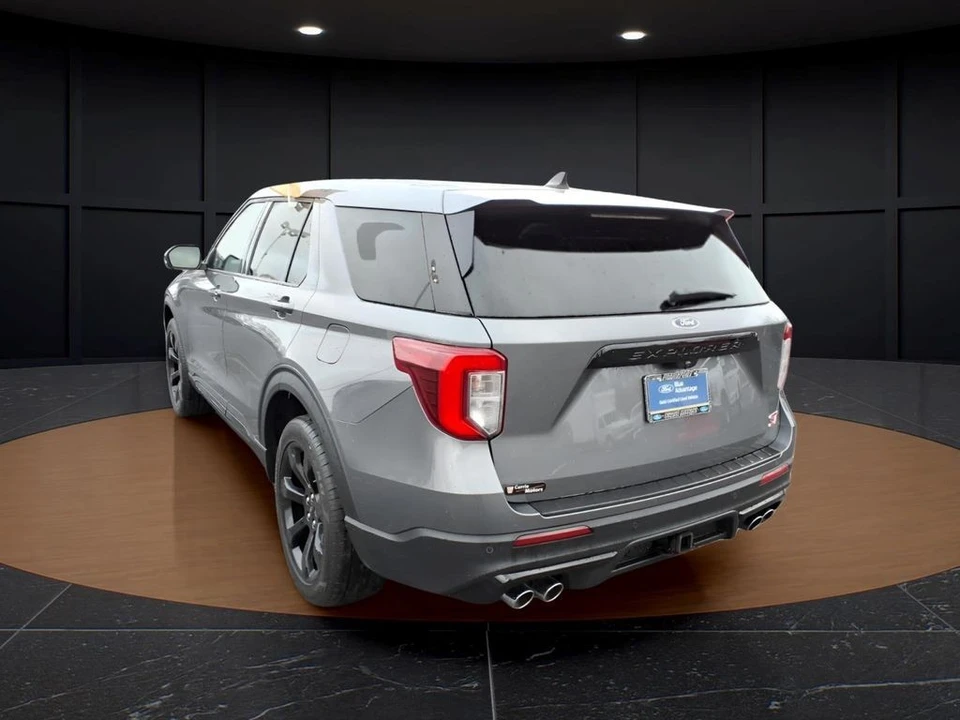 2022 Ford Explorer 6th Gen - Image 5 of 31
