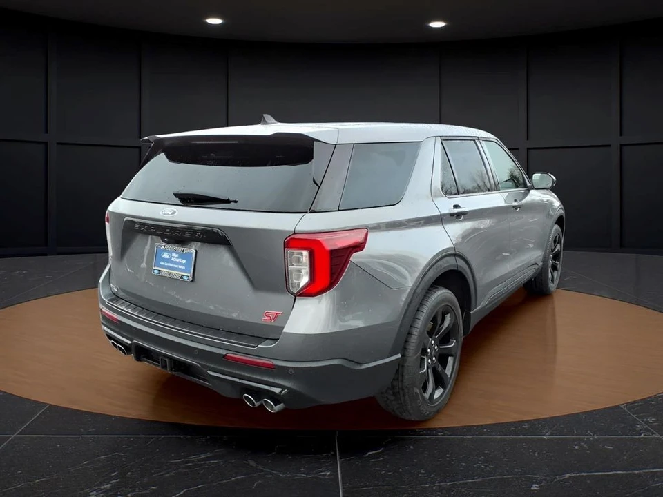 2022 Ford Explorer 6th Gen - Image 7 of 31