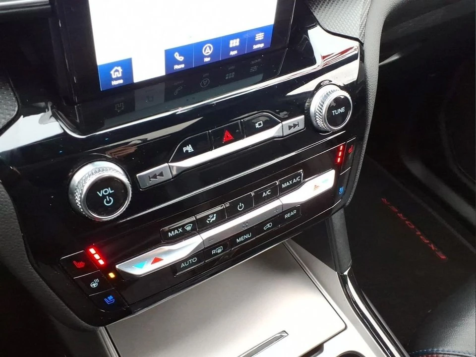 2022 Ford Explorer 6th Gen - Image 12 of 31