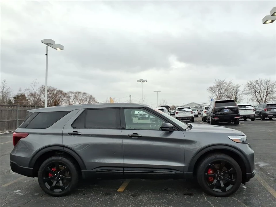 2022 Ford Explorer 6th Gen - Image 8 of 21