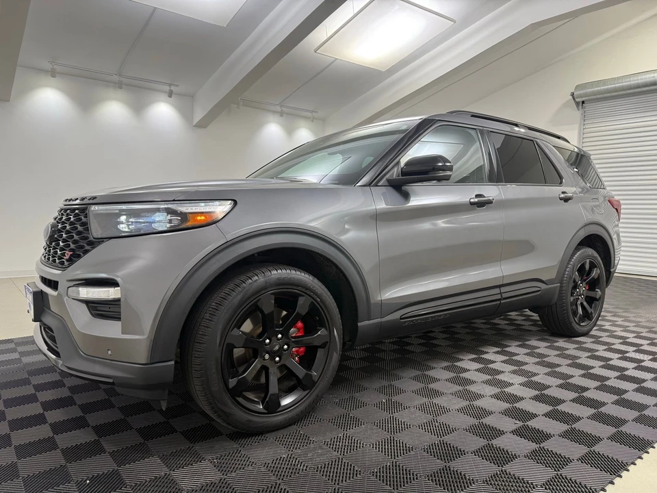 2022 Ford Explorer 6th Gen - Image 3 of 21