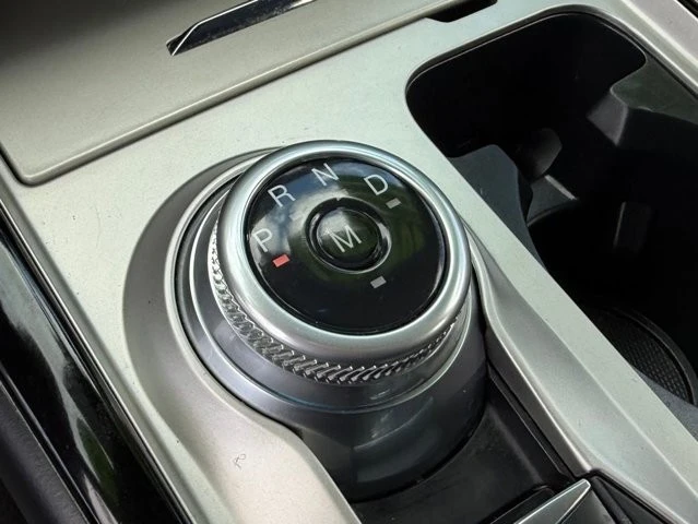 2022 Ford Explorer 6th Gen - Image 12 of 21