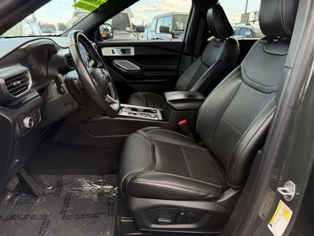 2022 Ford Explorer 6th Gen - Image 14 of 21