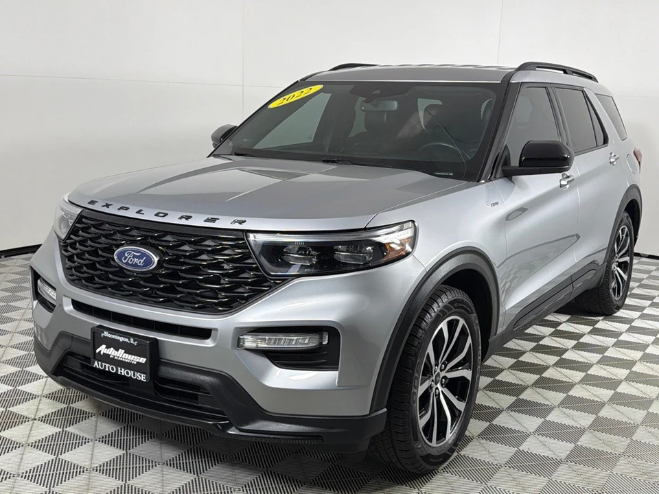 2022 Ford Explorer 6th Gen - Image 9 of 12