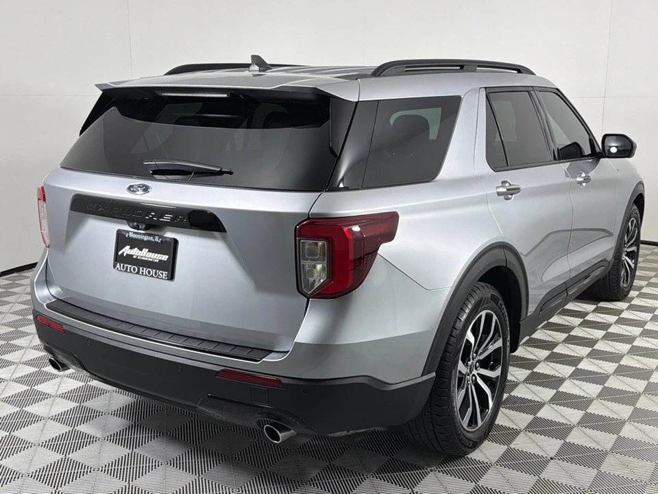 2022 Ford Explorer 6th Gen - Image 5 of 12