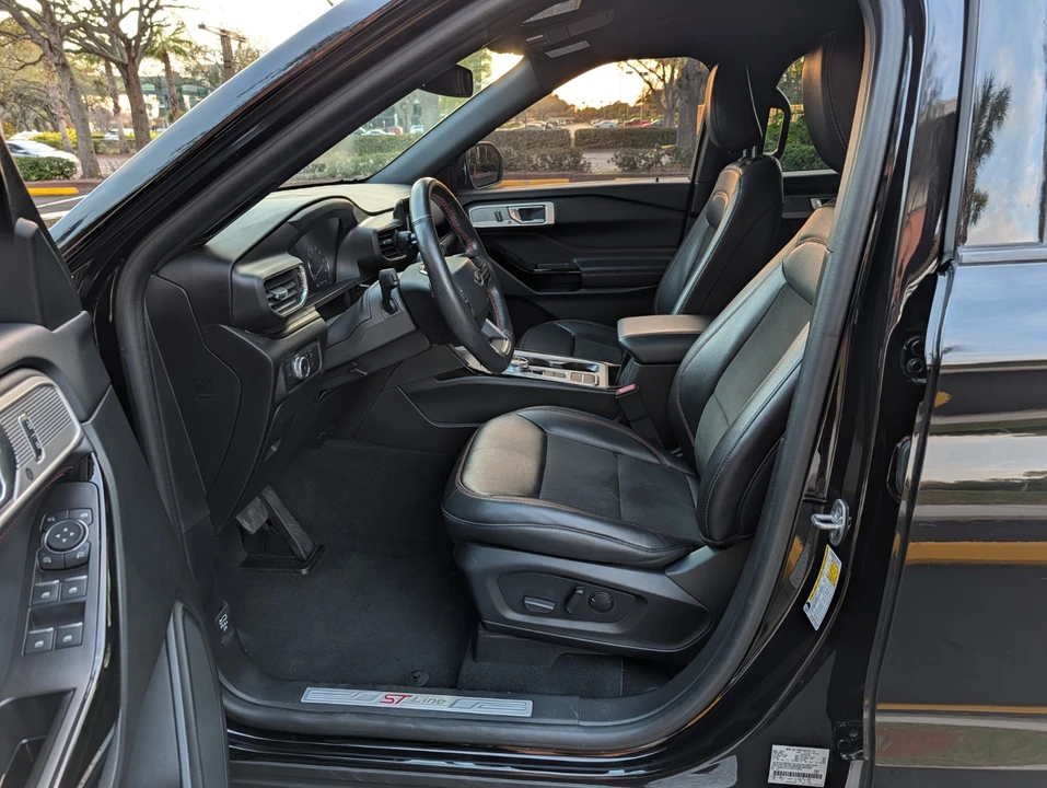 2022 Ford Explorer 6th Gen - Image 11 of 21