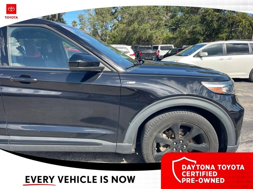 2022 Ford Explorer 6th Gen - Image 9 of 10