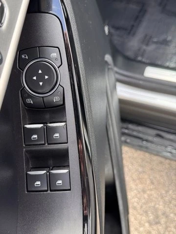 2022 Ford Explorer 6th Gen - Image 17 of 21