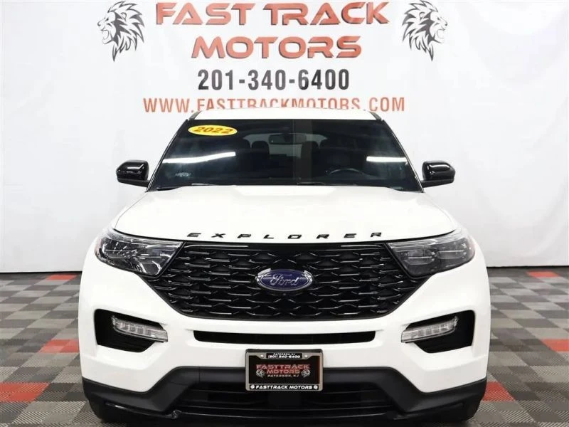 2022 Ford Explorer 6th Gen - Image 2 of 12