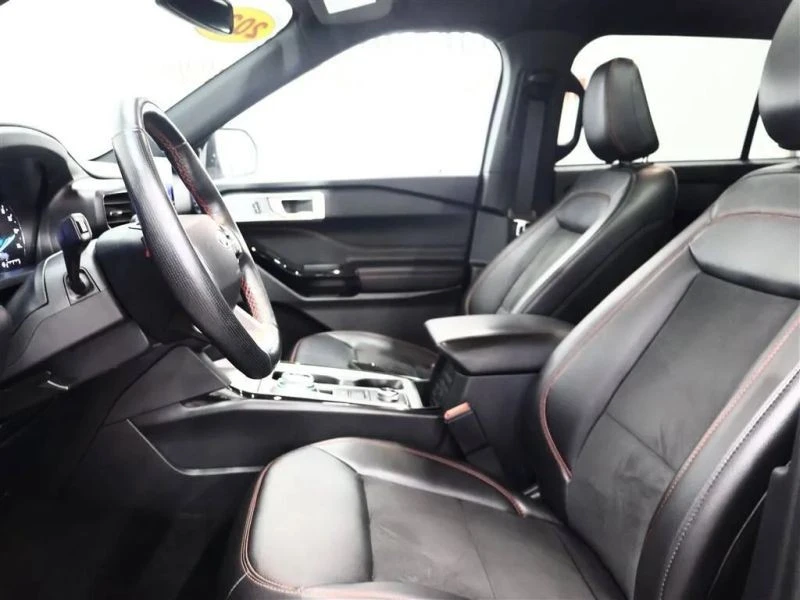 2022 Ford Explorer 6th Gen - Image 8 of 12