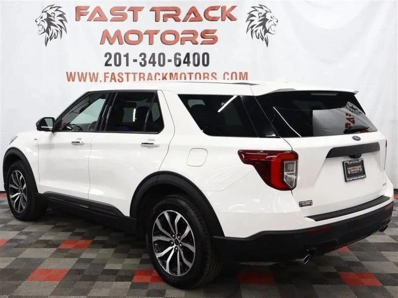 2022 Ford Explorer 6th Gen - Image 4 of 12