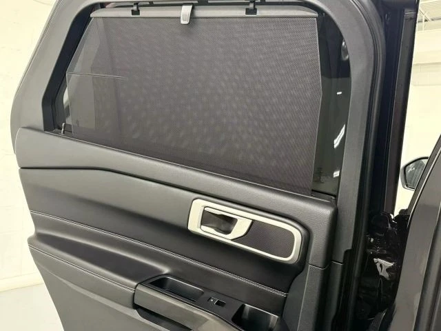 2022 Ford Explorer 6th Gen - Image 17 of 21