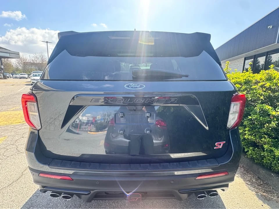 2022 Ford Explorer 6th Gen - Image 4 of 11