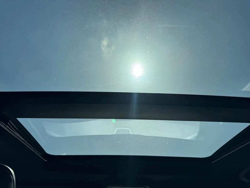 2022 Ford Explorer 6th Gen - Image 9 of 11