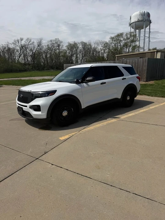 2022 Ford Explorer 6th Gen - Image 15 of 17