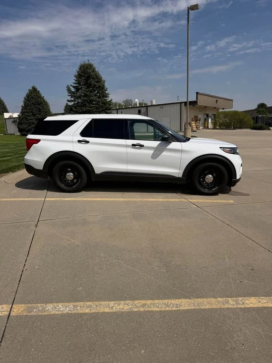 2022 Ford Explorer 6th Gen - Image 14 of 17