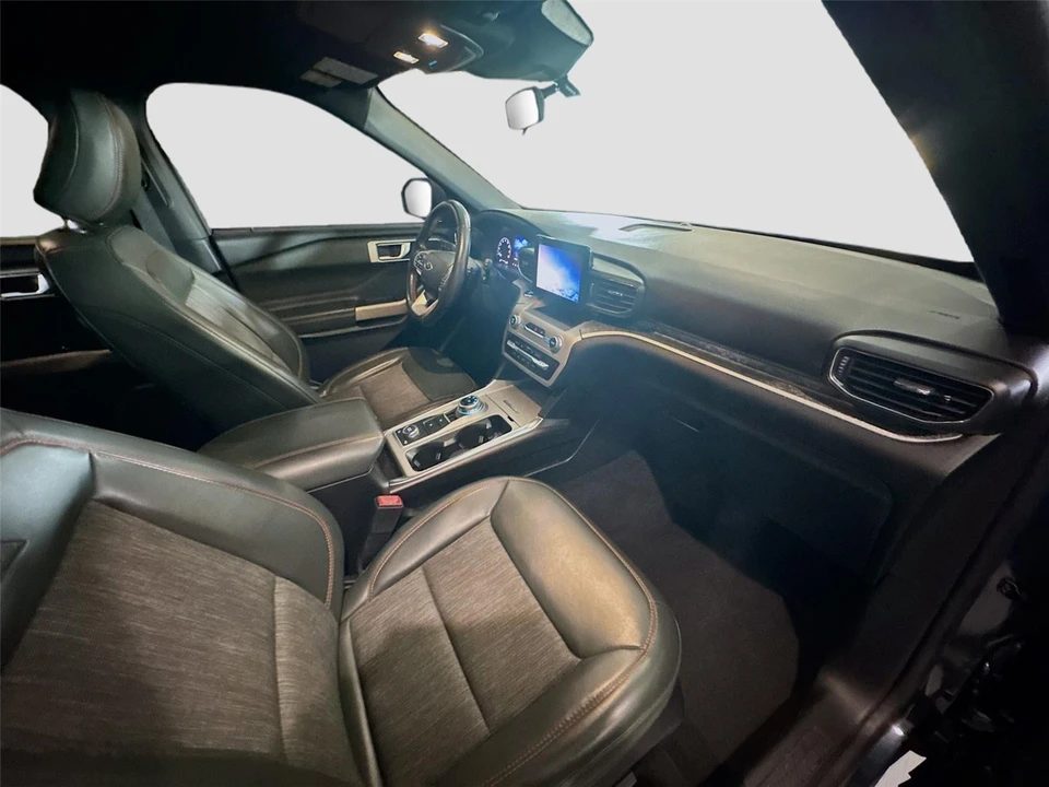 2022 Ford Explorer 6th Gen - Image 16 of 16