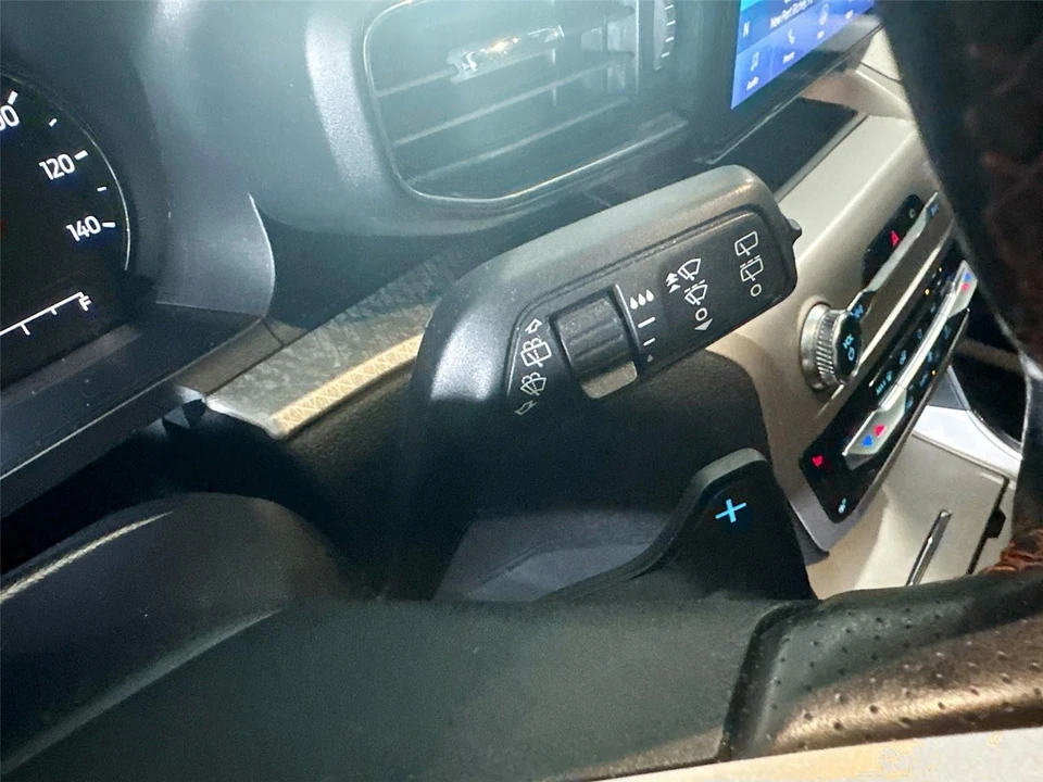 2022 Ford Explorer 6th Gen - Image 6 of 21