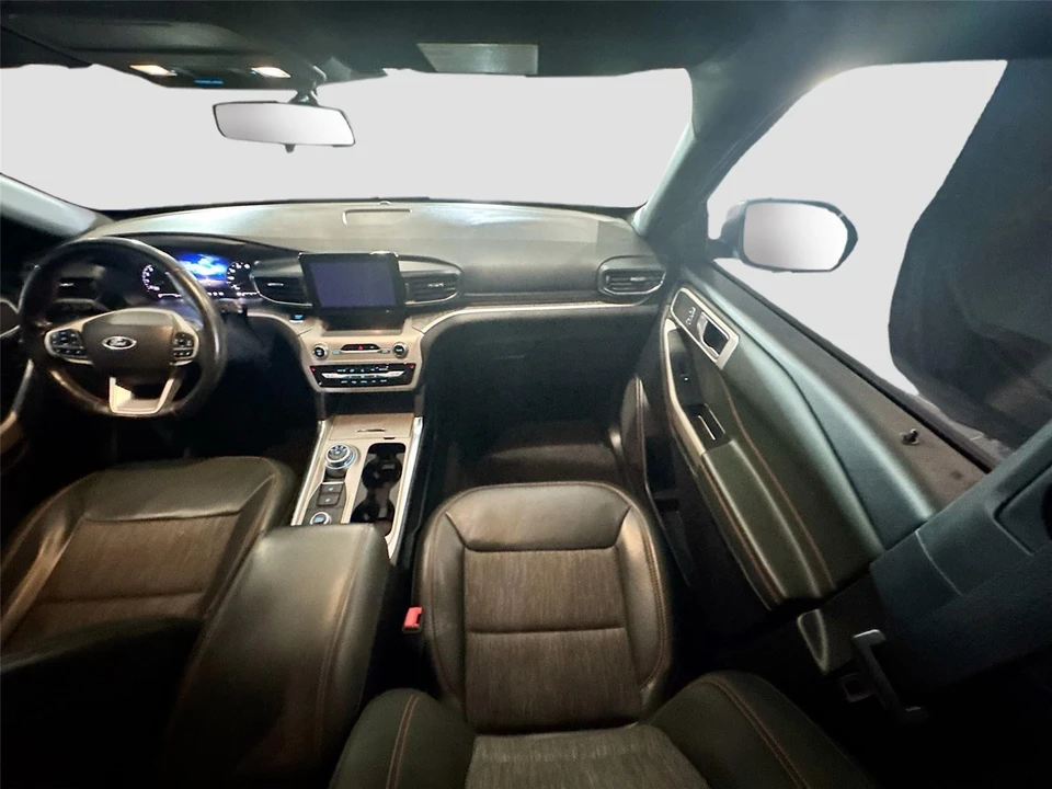 2022 Ford Explorer 6th Gen - Image 22 of 31
