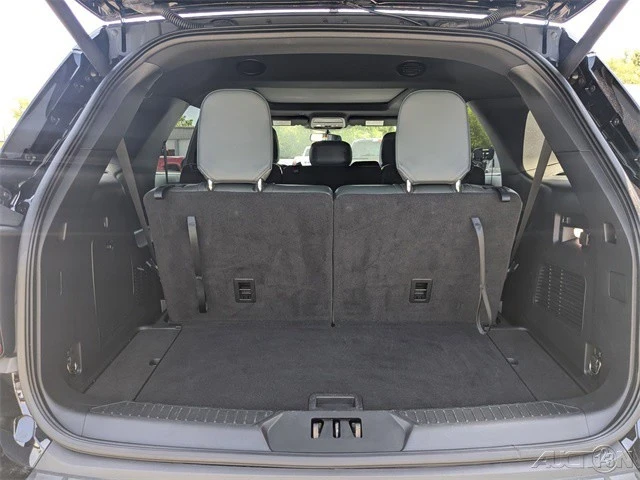 2022 Ford Explorer 6th Gen - Image 13 of 21
