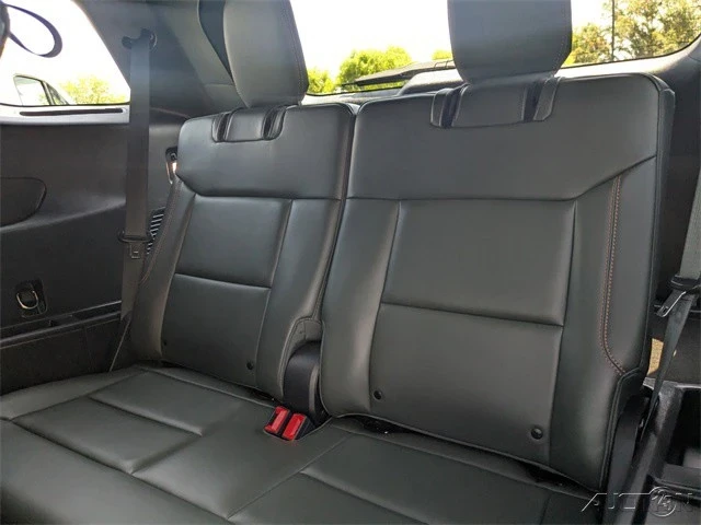 2022 Ford Explorer 6th Gen - Image 16 of 21
