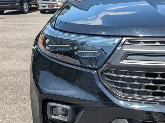2022 Ford Explorer 6th Gen - Image 10 of 12