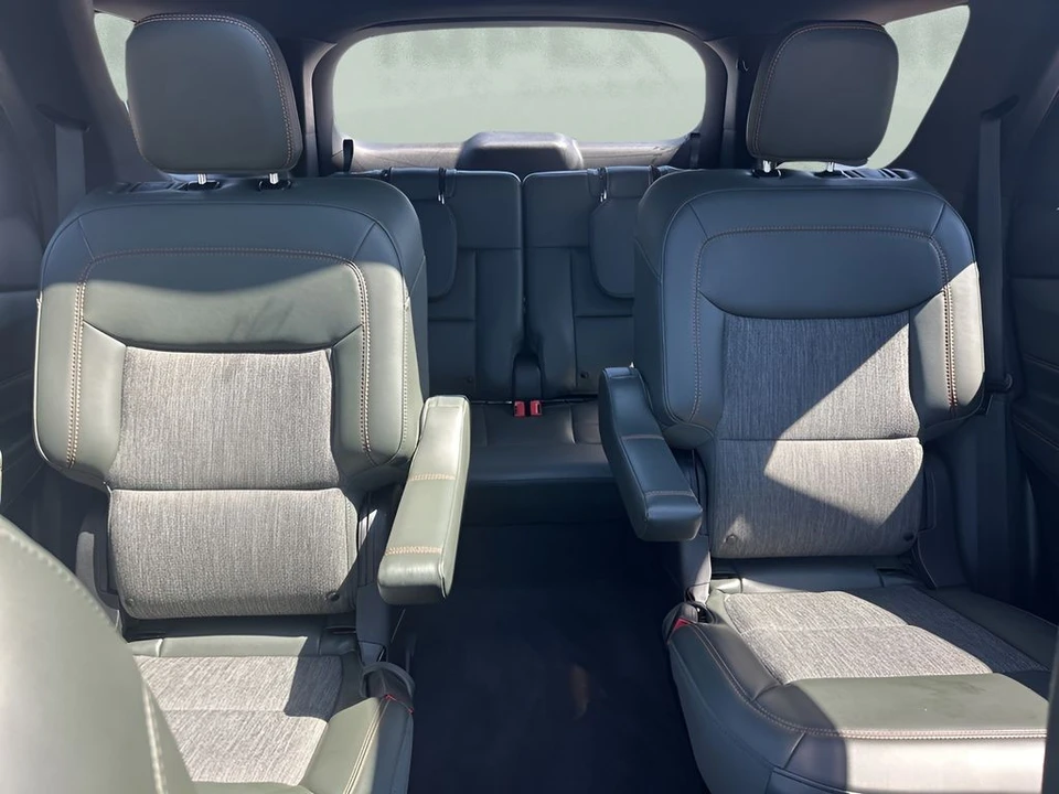 2022 Ford Explorer 6th Gen - Image 12 of 12