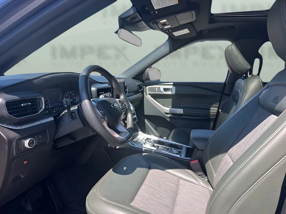 2022 Ford Explorer 6th Gen - Image 9 of 12