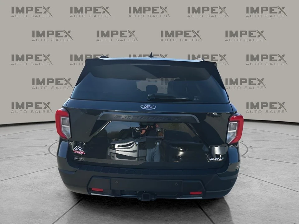 2022 Ford Explorer 6th Gen - Image 4 of 12
