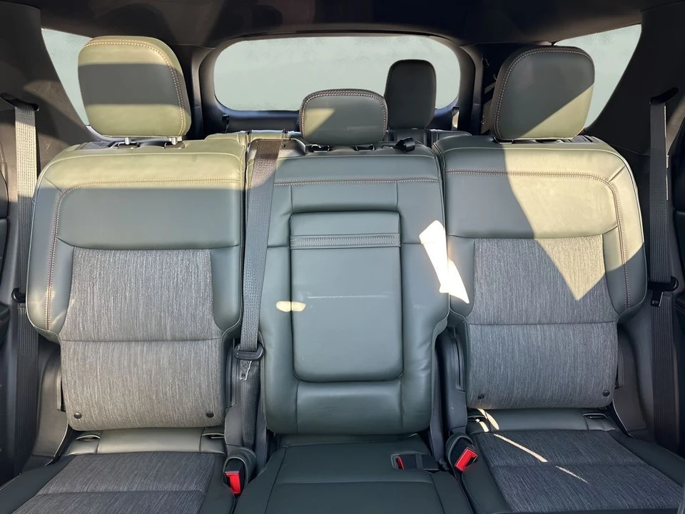 2022 Ford Explorer 6th Gen - Image 12 of 12