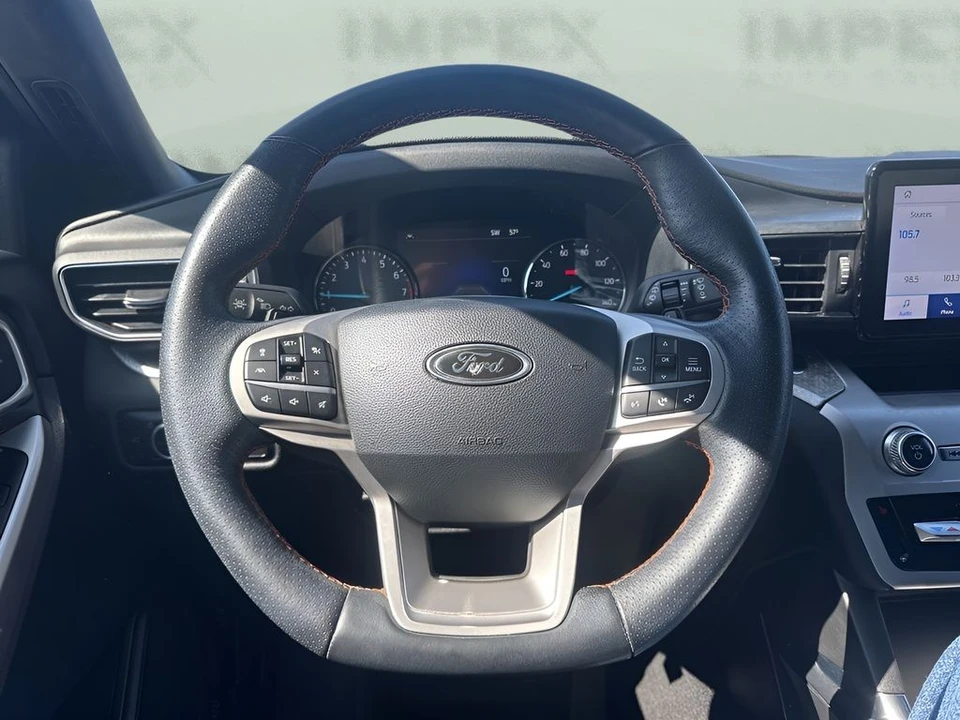 2022 Ford Explorer 6th Gen - Image 15 of 21