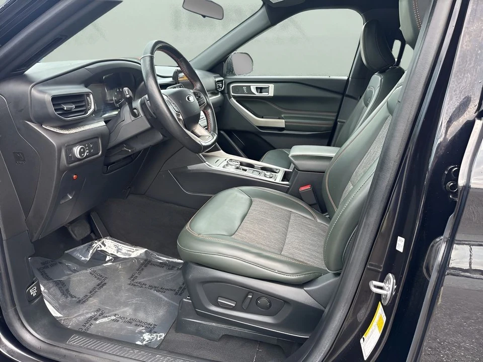 2022 Ford Explorer 6th Gen - Image 9 of 12