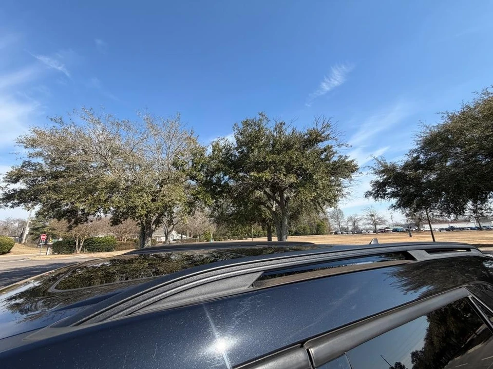 2022 Ford Explorer 6th Gen - Image 5 of 21