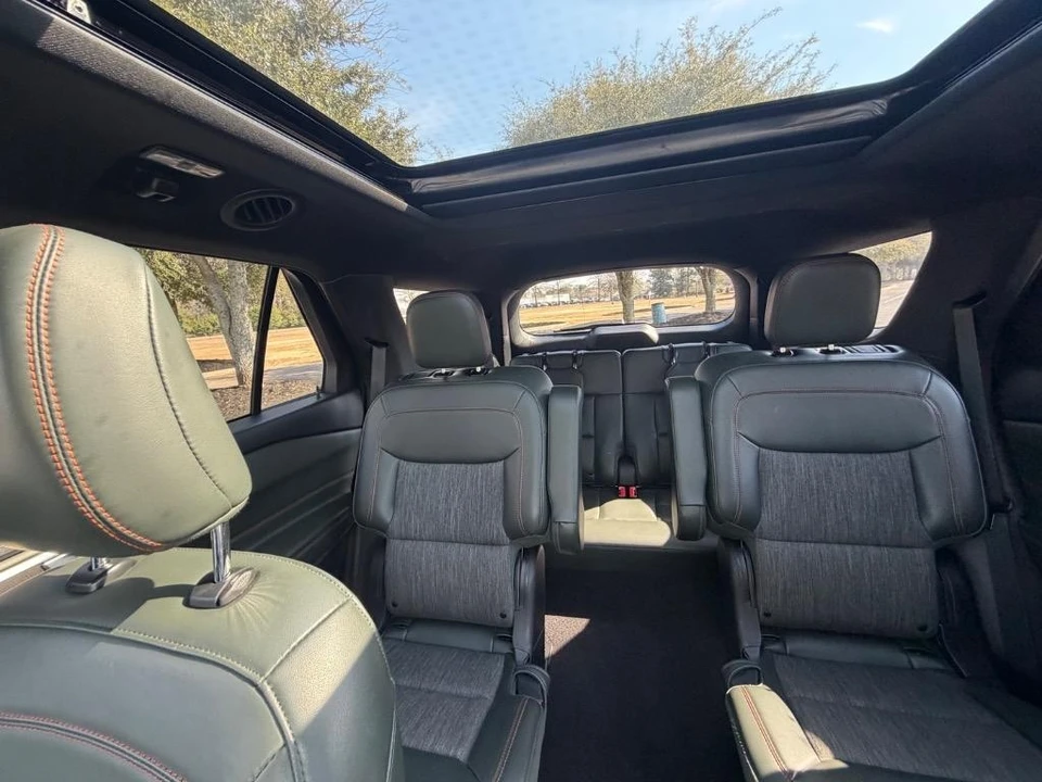 2022 Ford Explorer 6th Gen - Image 21 of 21