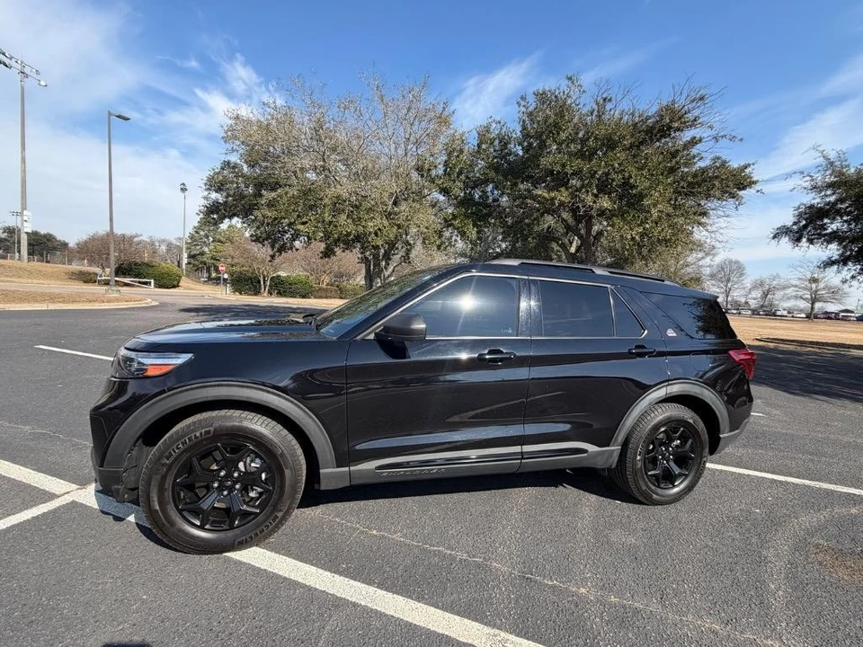 2022 Ford Explorer 6th Gen - Image 2 of 21