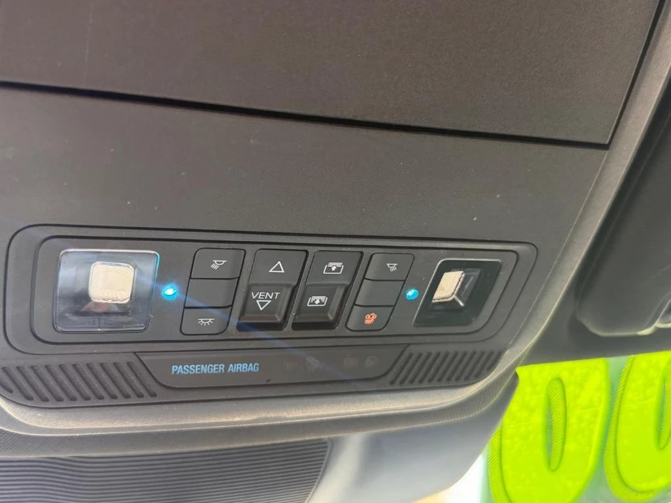 2022 Ford Explorer 6th Gen - Image 19 of 21